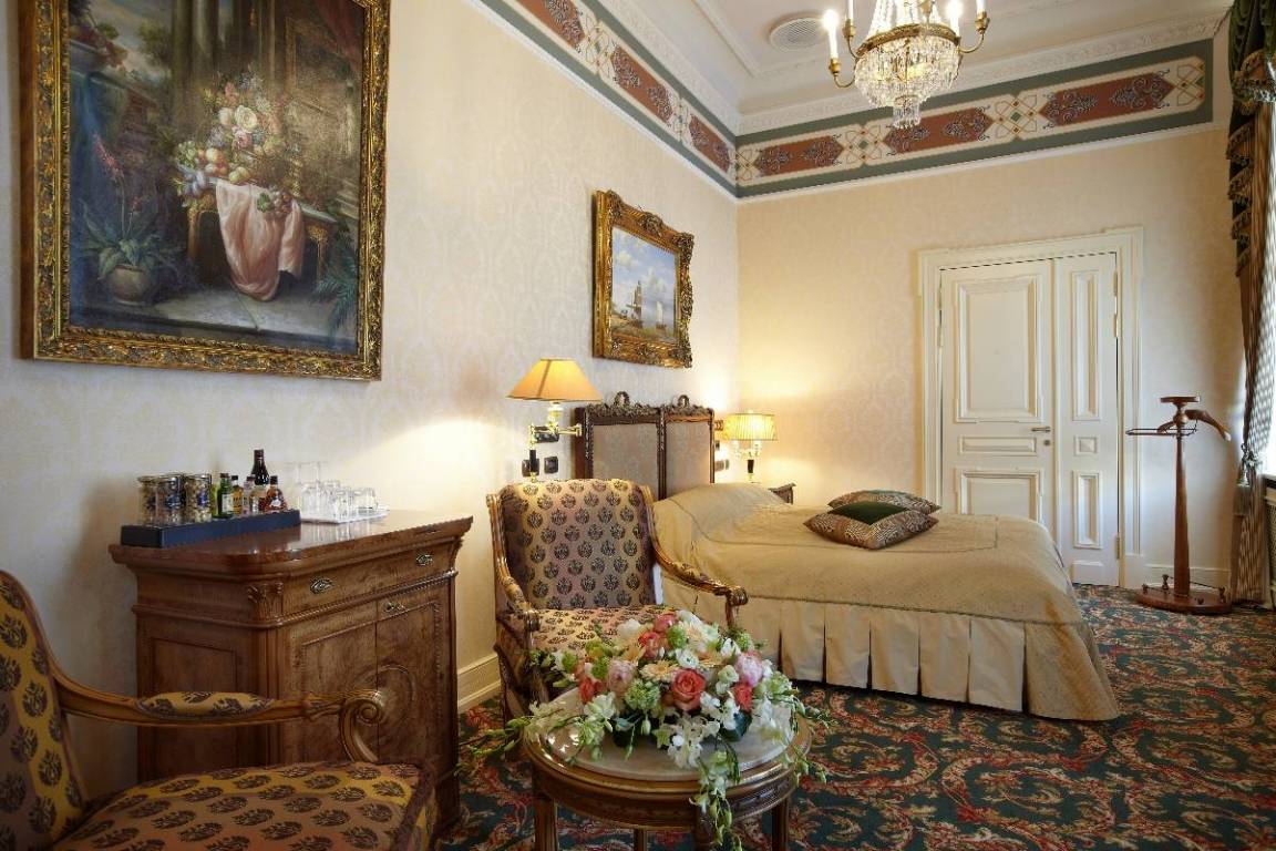 Классический номер